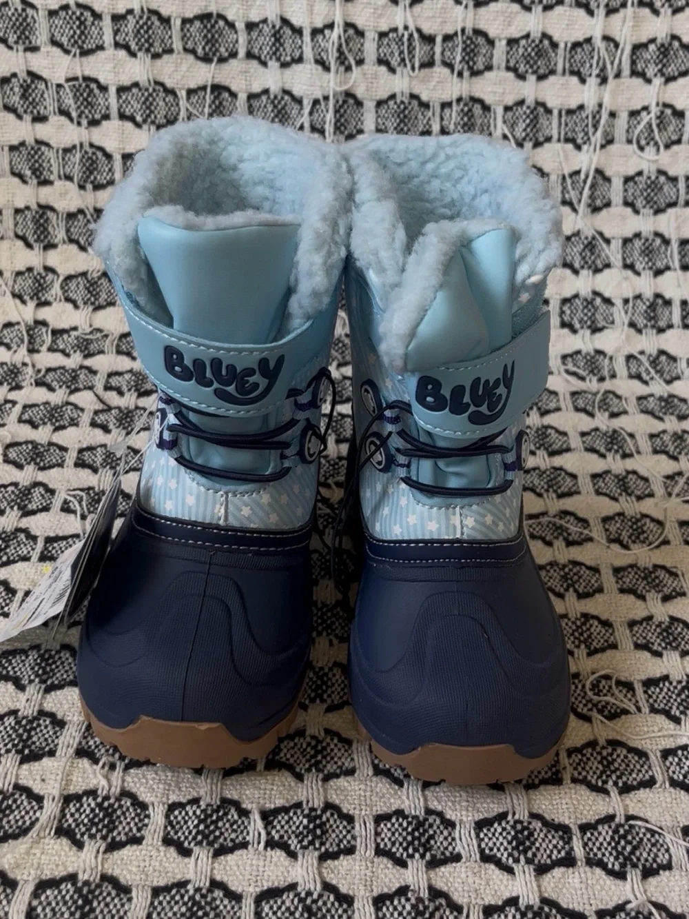 NWT Bluey Toddler Size 7 Winter Snow Boots Blue Faux Fur Warm